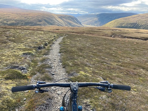 Minigaig Pass